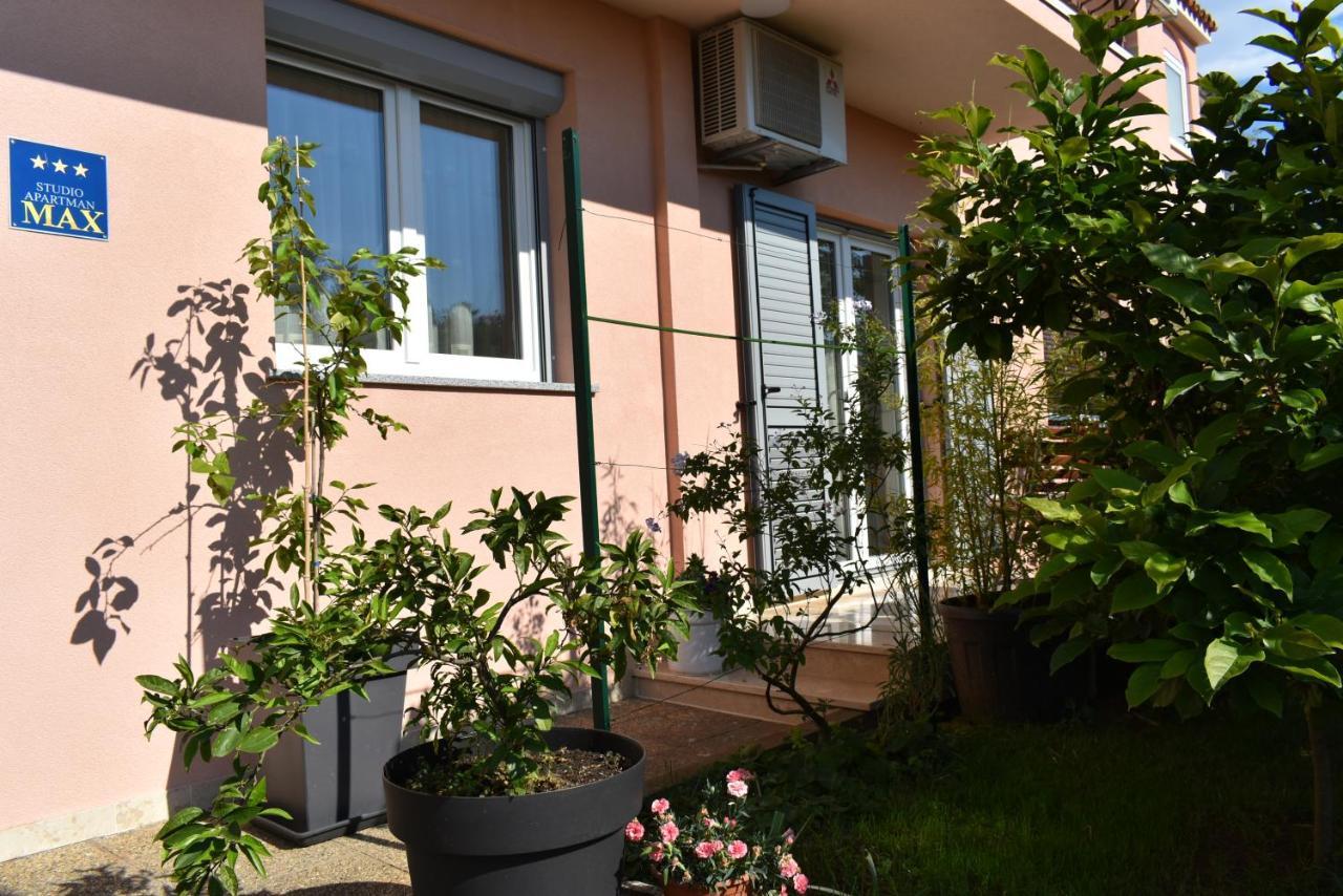 Studio Max With Parking Rovinj Exteriér fotografie